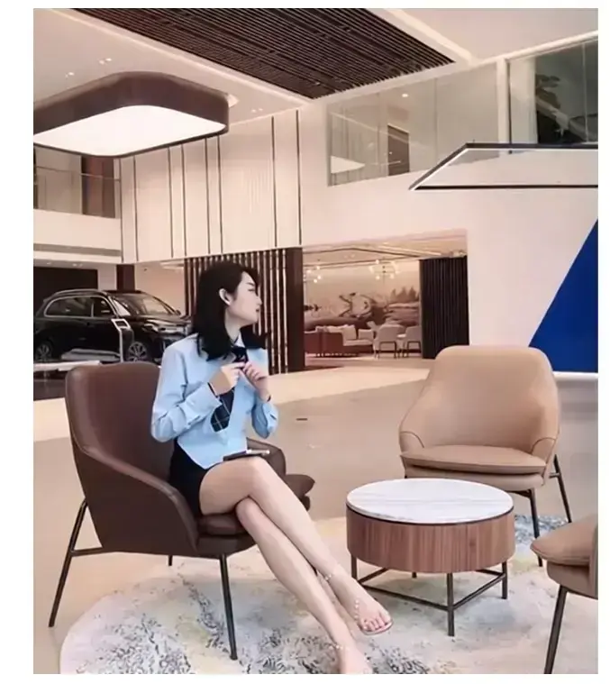 《佳木斯新玛特迪桑特女销售事件》全网刷屏- 迪桑特女销售视频完整流出- 佳木斯新玛特事件后续曝光
