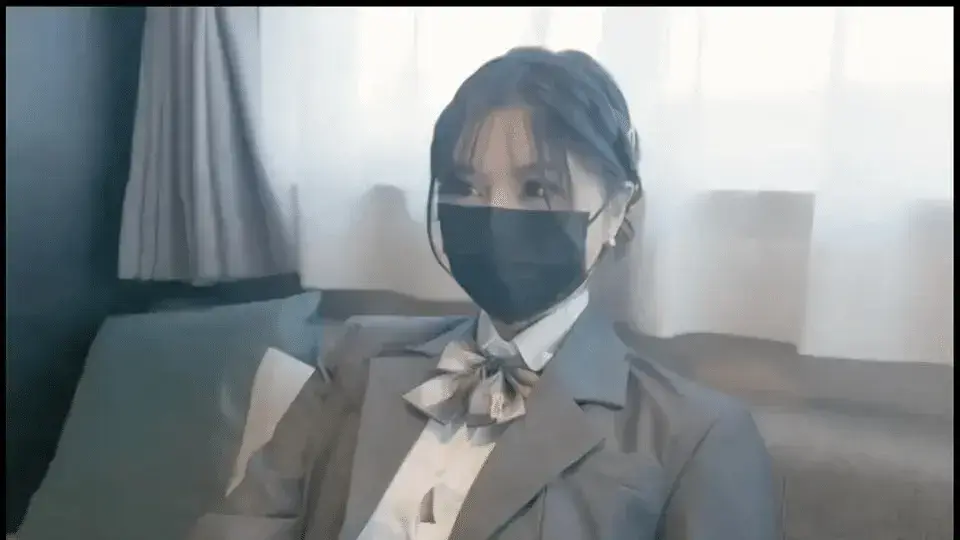 《台北娜娜新作_老师2家访篇》- 老师家访打破常规，民主启蒙课引发讨论- 二郎腿战神成亮点，粉笔灰细节拉满- 未删减HD版免费在线观看不卡顿