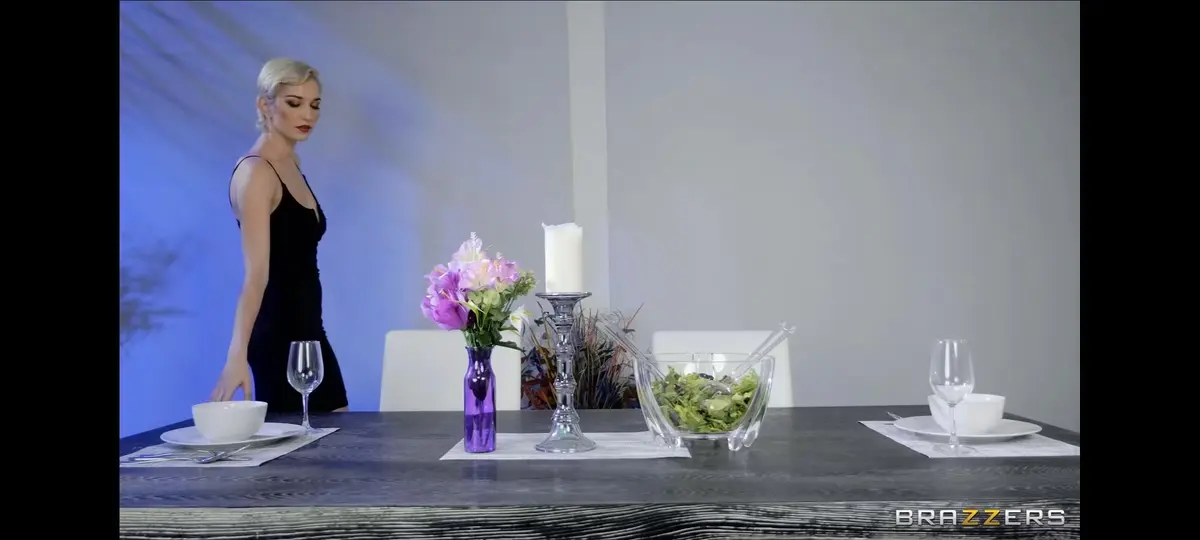强烈推荐《猫咪上桌》蓝天姐SkyeBlue系列完整版收录 - 未删减高清资源一站式获取 - 猫咪上桌稳定线路直接看