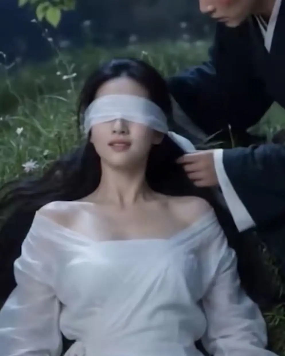 《尹志平与小龙女》相关资源图片